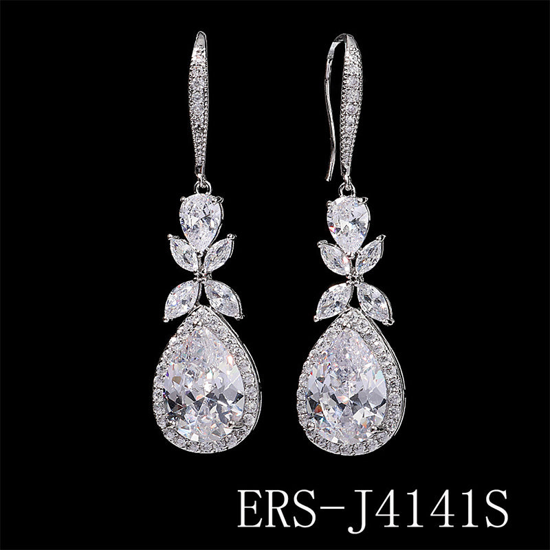 Venta al por mayor Aretes Zircon Niña Aretes Ins Out Diario Versátil OLY-ES-HX001